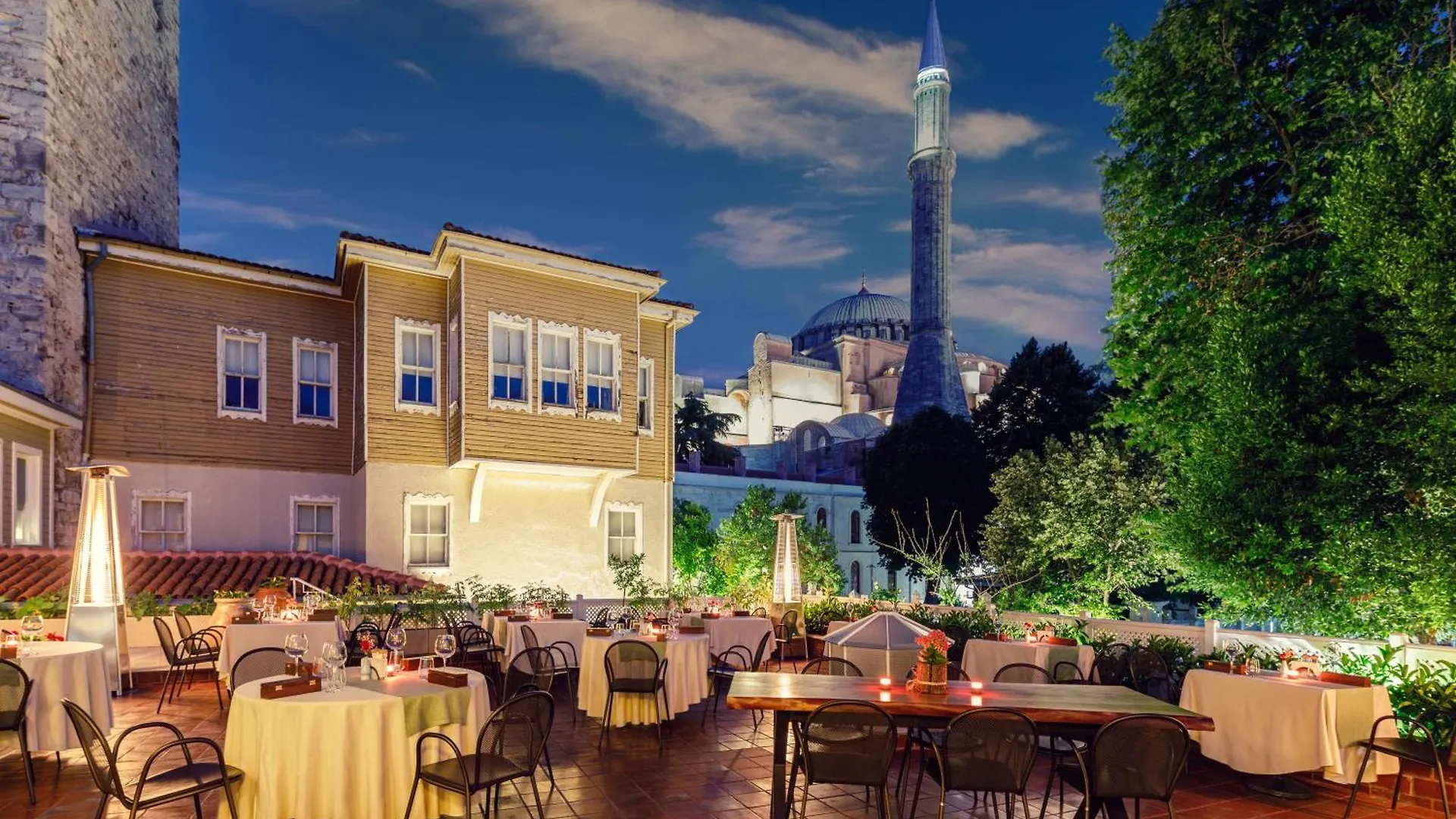*****  Hagia Sofia Mansions Istanbul, Curio Collection By Hilton Hotel Turkey