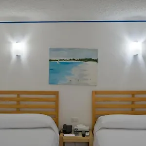 Hotel Sotavento & Yacht Club Cancún
