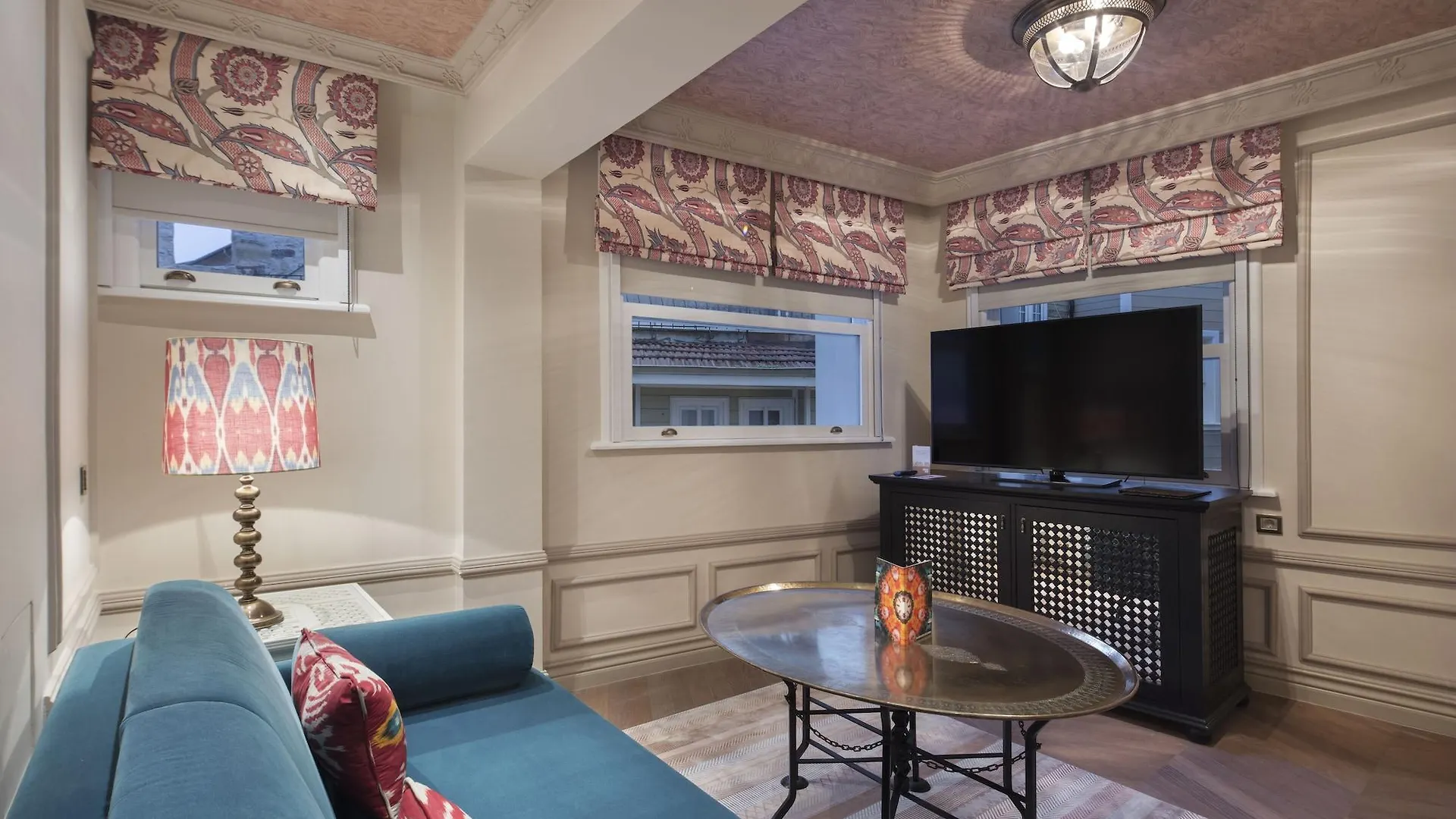Hagia Sofia Mansions Istanbul, Curio Collection By Hilton Hotel Istanbul