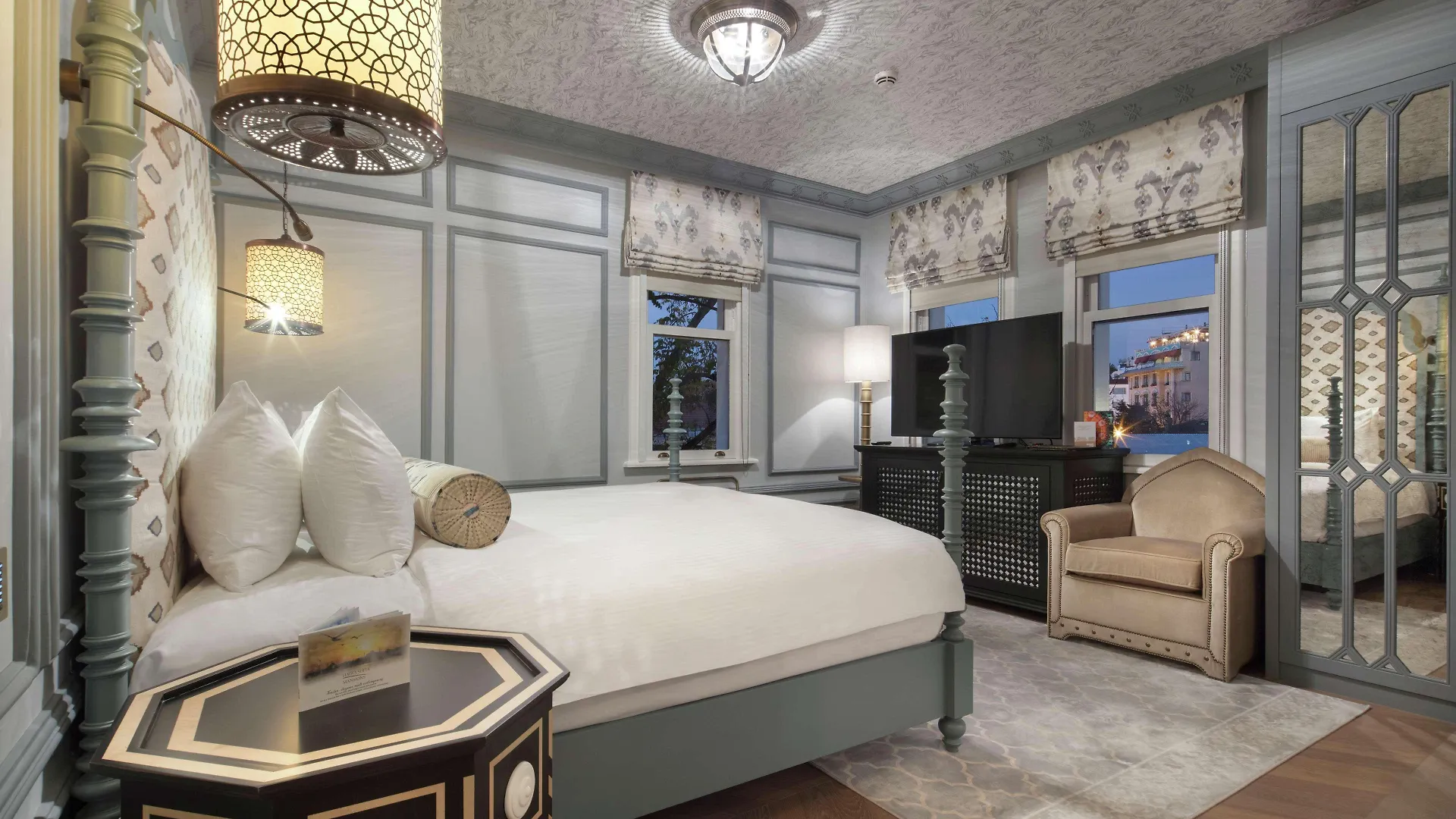 *****  Hagia Sofia Mansions Istanbul, Curio Collection By Hilton Hotel Turkey